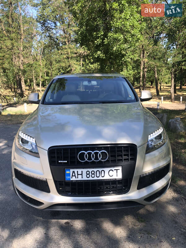 Внедорожник / Кроссовер Audi Q7 2013 в Павлограде