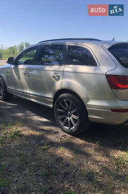 Внедорожник / Кроссовер Audi Q7 2013 в Павлограде