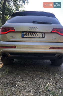 Внедорожник / Кроссовер Audi Q7 2013 в 