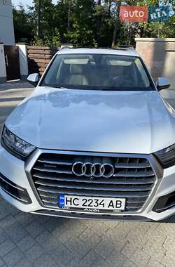 Внедорожник / Кроссовер Audi Q7 2018 в 