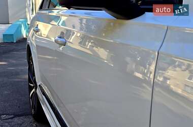 Внедорожник / Кроссовер Audi Q7 2022 в 
