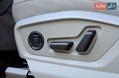 Внедорожник / Кроссовер Audi Q7 2022 в 