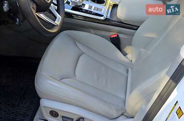 Внедорожник / Кроссовер Audi Q7 2022 в 