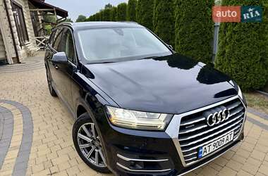 Внедорожник / Кроссовер Audi Q7 2017 в 