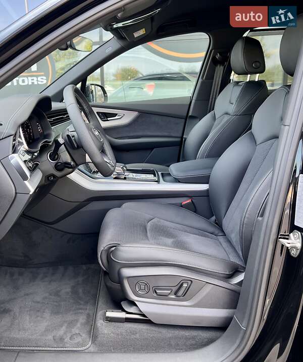 Позашляховик / Кросовер Audi Q7 2025 в Києві