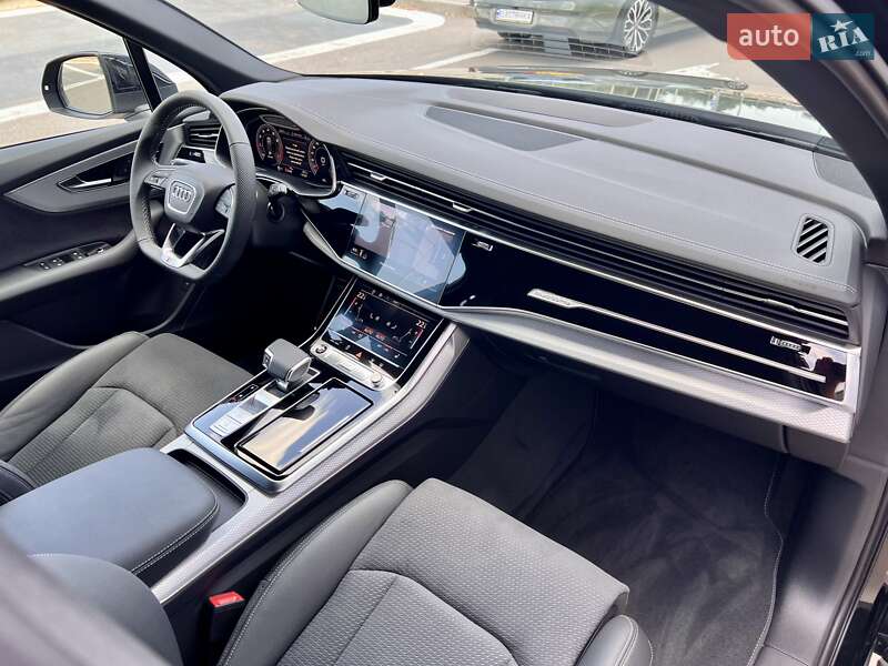 Позашляховик / Кросовер Audi Q7 2025 в Києві