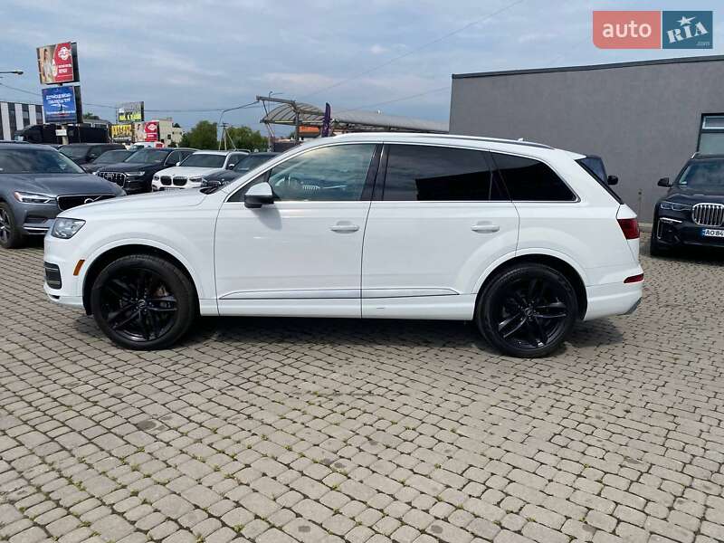 Позашляховик / Кросовер Audi Q7 2016 в Львові