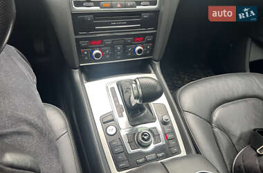 Позашляховик / Кросовер Audi Q7 2013 в 
