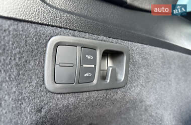 Позашляховик / Кросовер Audi Q7 2022 в 