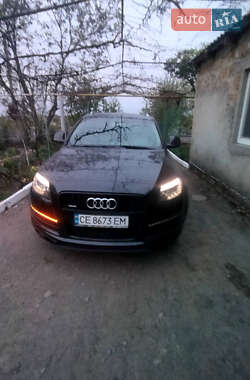 Внедорожник / Кроссовер Audi Q7 2008 в 