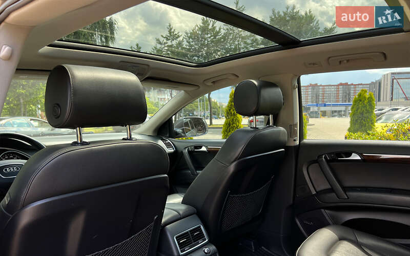 Позашляховик / Кросовер Audi Q7 2011 в Львові