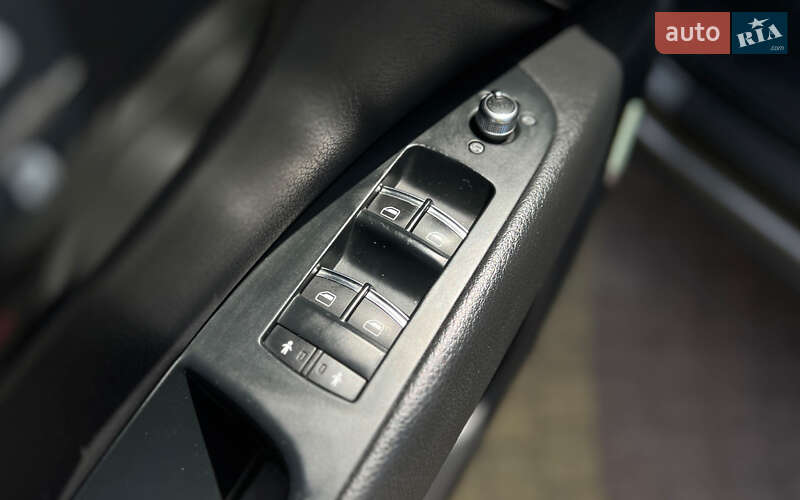 Позашляховик / Кросовер Audi Q7 2011 в Львові