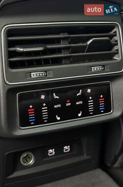 Внедорожник / Кроссовер Audi Q7 2020 в 