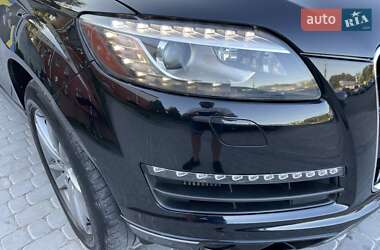 Позашляховик / Кросовер Audi Q7 2014 в 