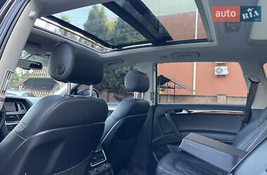 Позашляховик / Кросовер Audi Q7 2014 в 