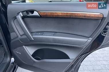 Позашляховик / Кросовер Audi Q7 2014 в 