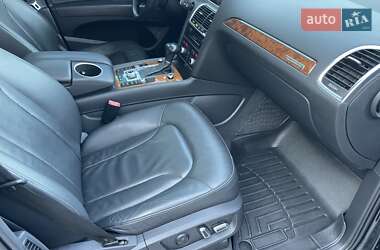 Позашляховик / Кросовер Audi Q7 2014 в 
