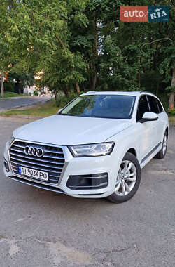 Позашляховик / Кросовер Audi Q7 2016 в 