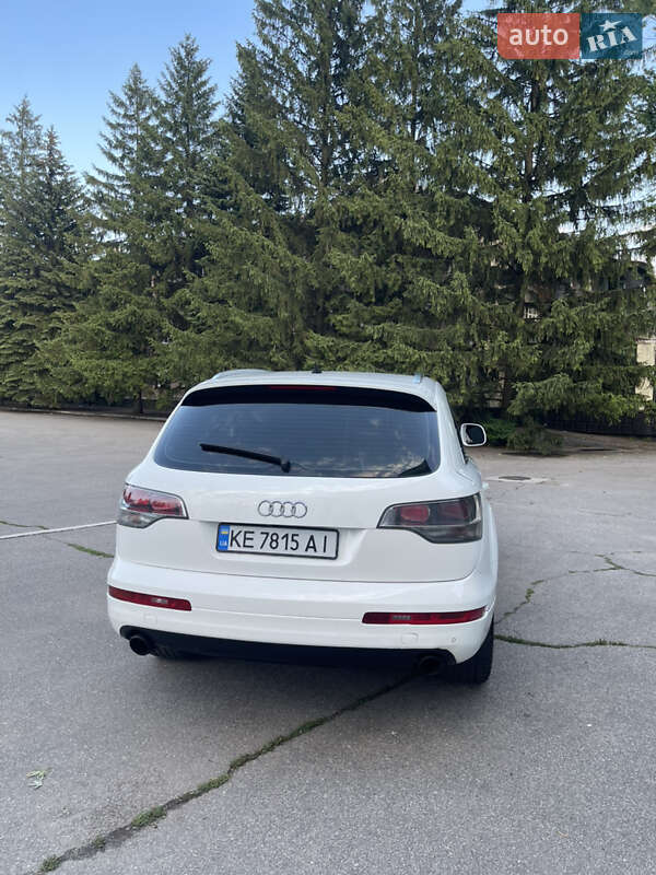Внедорожник / Кроссовер Audi Q7 2006 в Желтых Водах