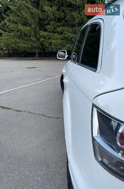 Позашляховик / Кросовер Audi Q7 2006 в 