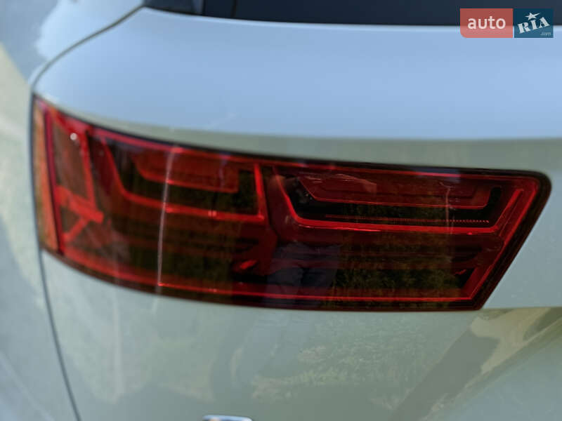 Позашляховик / Кросовер Audi Q7 2018 в Харкові