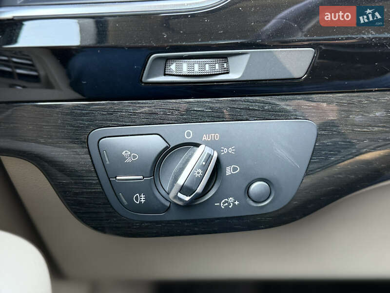 Позашляховик / Кросовер Audi Q7 2018 в Харкові