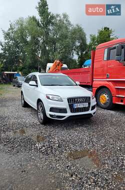 Внедорожник / Кроссовер Audi Q7 2012 в 