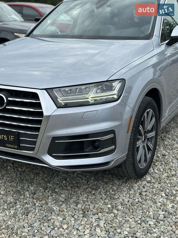 Позашляховик / Кросовер Audi Q7 2016 в Івано-Франківську