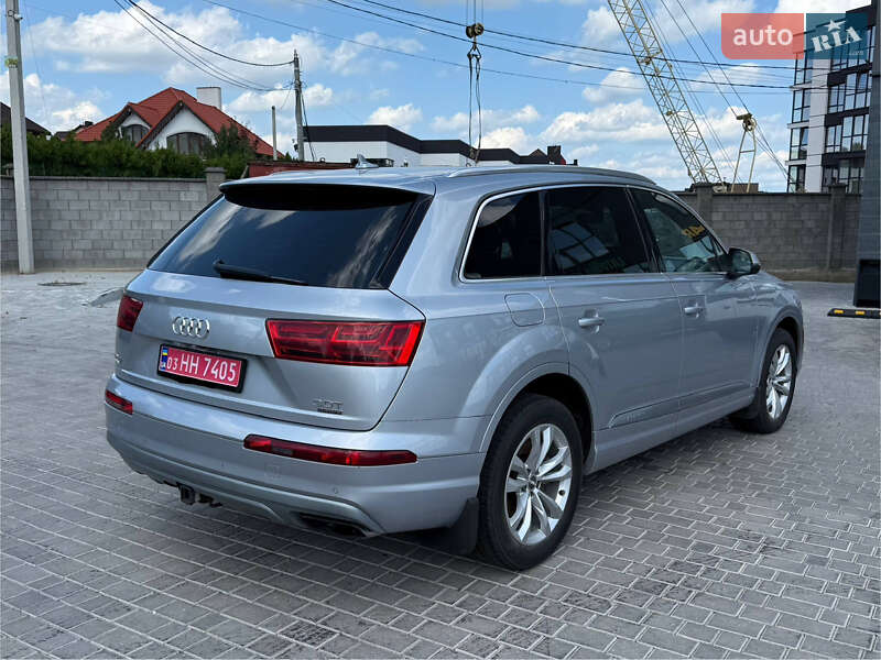 Позашляховик / Кросовер Audi Q7 2016 в Тернополі