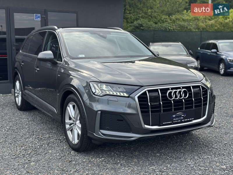Позашляховик / Кросовер Audi Q7 2020 в Мукачевому