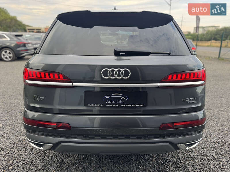 Позашляховик / Кросовер Audi Q7 2020 в Мукачевому