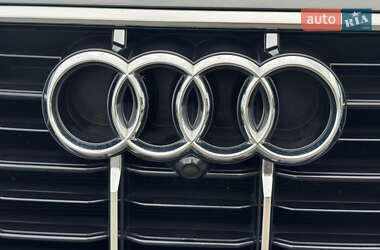 Внедорожник / Кроссовер Audi Q7 2020 в 