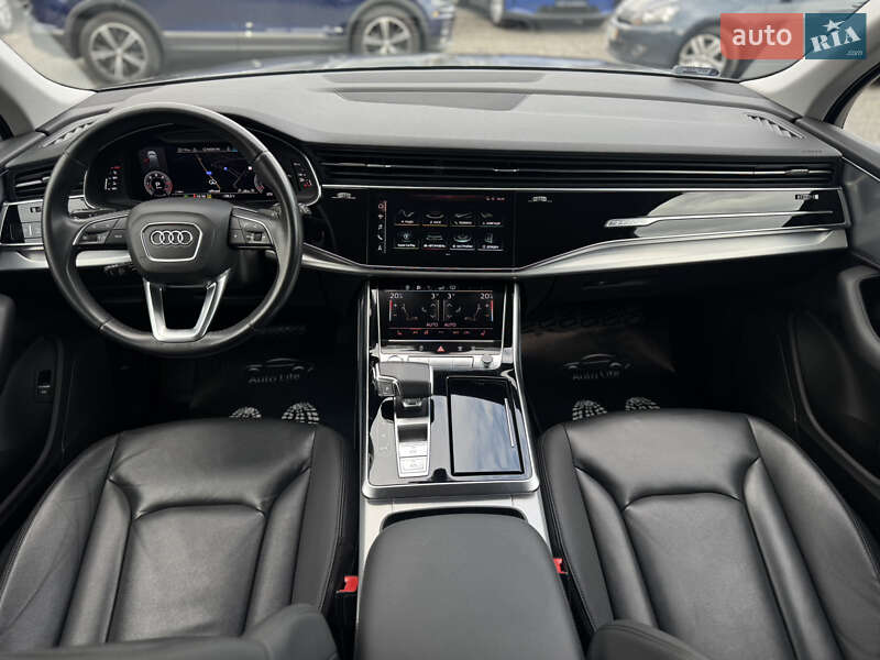 Позашляховик / Кросовер Audi Q7 2020 в Мукачевому