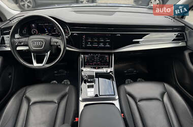 Внедорожник / Кроссовер Audi Q7 2020 в 