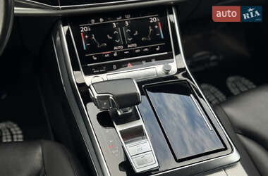 Внедорожник / Кроссовер Audi Q7 2020 в 