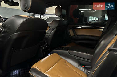 Позашляховик / Кросовер Audi Q7 2013 в 