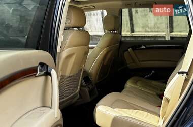 Внедорожник / Кроссовер Audi Q7 2013 в 