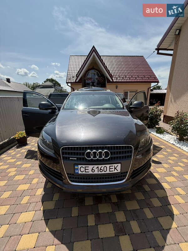 Внедорожник / Кроссовер Audi Q7 2007 в 