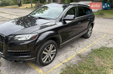 Внедорожник / Кроссовер Audi Q7 2014 в 