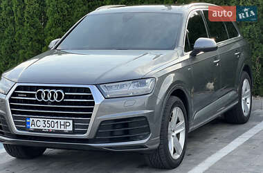 Внедорожник / Кроссовер Audi Q7 2016 в Луцке