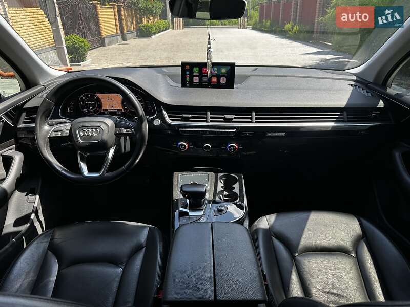 Позашляховик / Кросовер Audi Q7 2015 в Хмельницькому
