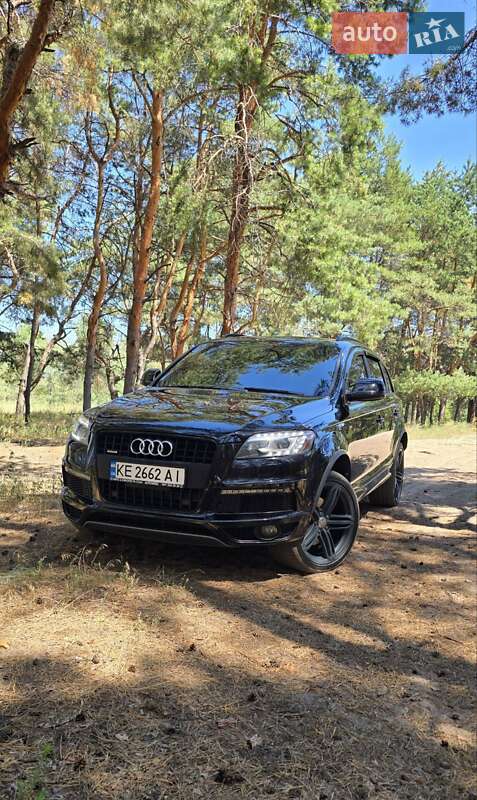 Внедорожник / Кроссовер Audi Q7 2013 в Днепре