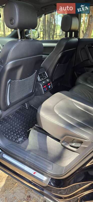 Внедорожник / Кроссовер Audi Q7 2013 в Днепре