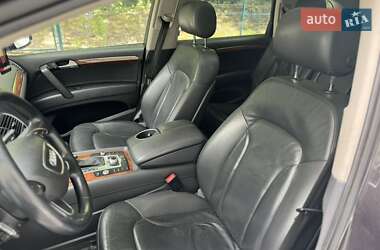 Внедорожник / Кроссовер Audi Q7 2014 в 