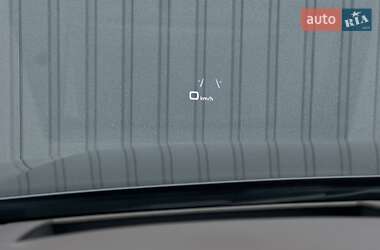 Позашляховик / Кросовер Audi Q7 2016 в 