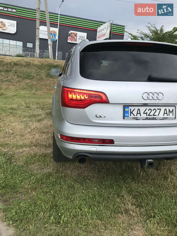 Внедорожник / Кроссовер Audi Q7 2010 в Киеве фото 6 Внедорожник / Кроссовер Audi Q7 2010 в Киеве