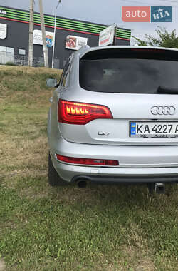 Внедорожник / Кроссовер Audi Q7 2010 в 