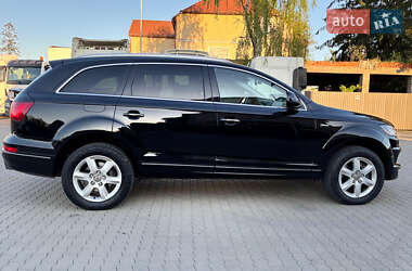 Внедорожник / Кроссовер Audi Q7 2015 в 
