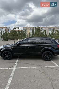 Позашляховик / Кросовер Audi Q7 2014 в 