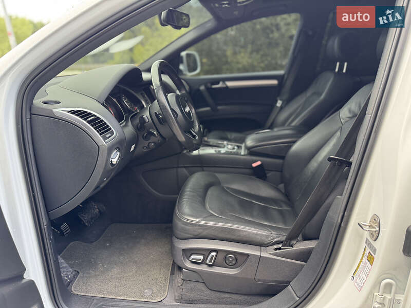 Позашляховик / Кросовер Audi Q7 2013 в Яворові